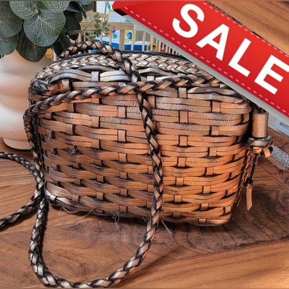 Saks Fifth Avenue Handbags - #Vintage #Saks Fifth Avenue Golden Braided Weaved Zip Shoulder Bag Purse: RARE